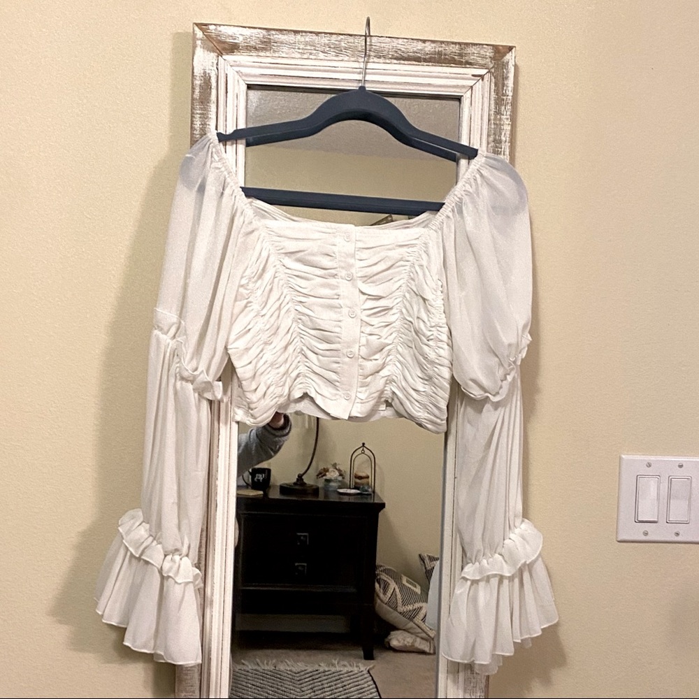 Fanco White Ruffle Sleeve Crop Top